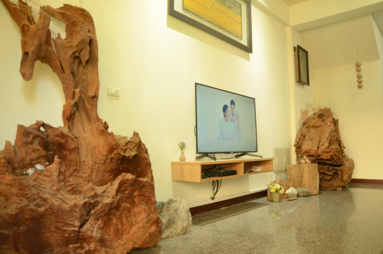 East Of Love Homestay Hualien Extérieur photo