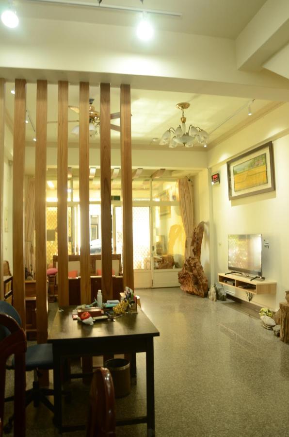 East Of Love Homestay Hualien Extérieur photo