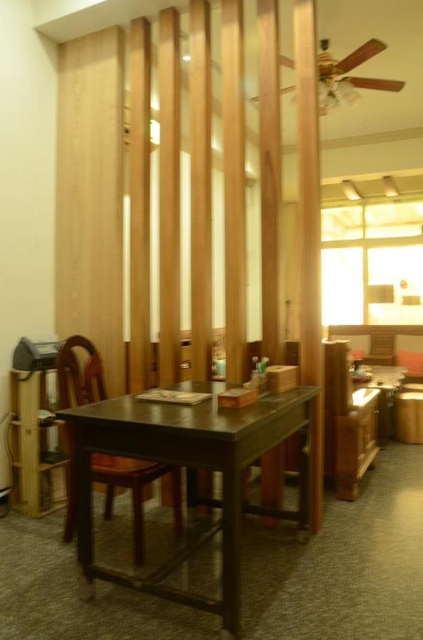 East Of Love Homestay Hualien Extérieur photo