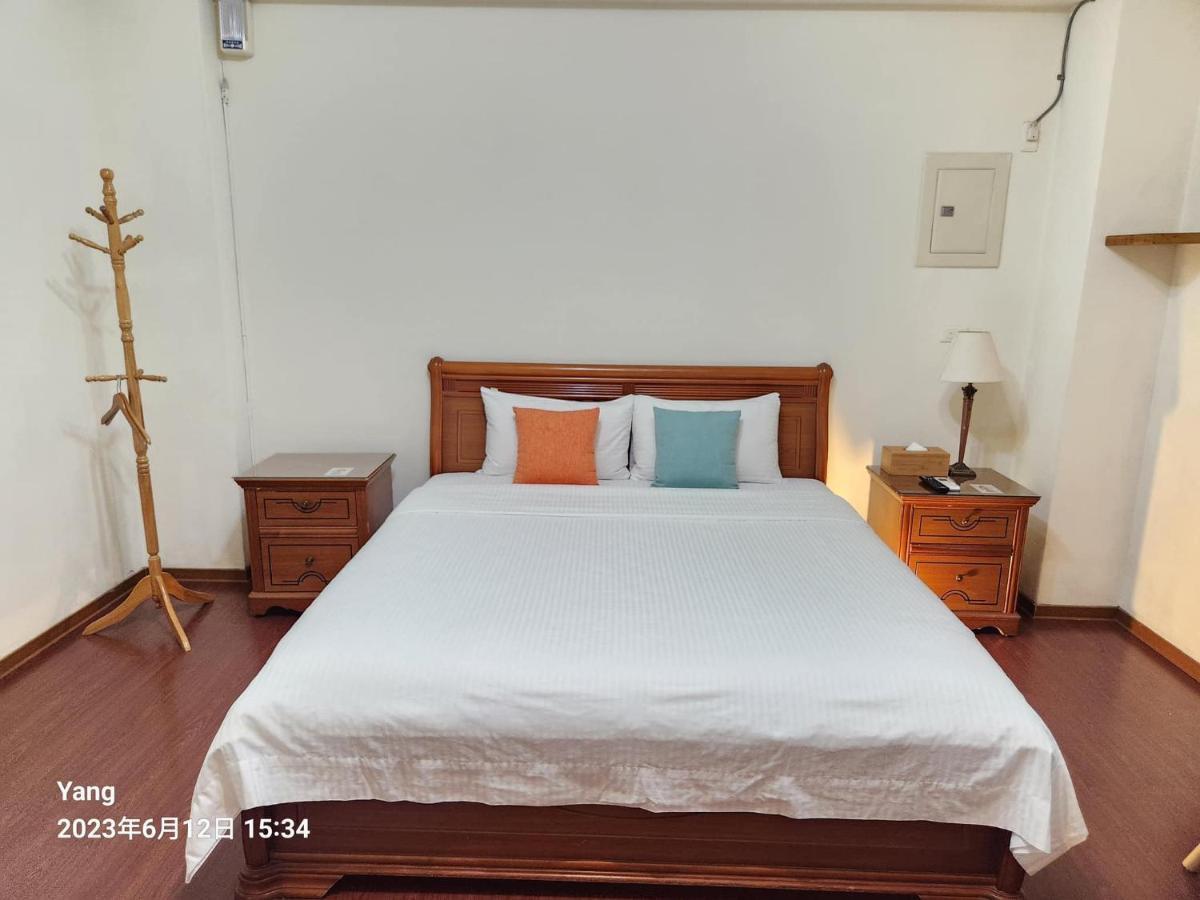 East Of Love Homestay Hualien Extérieur photo