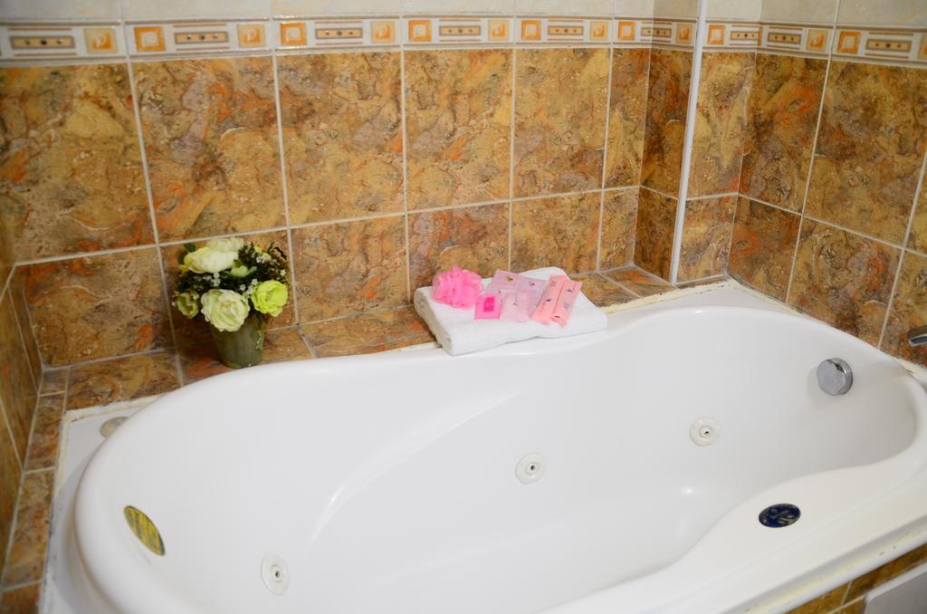 East Of Love Homestay Hualien Extérieur photo