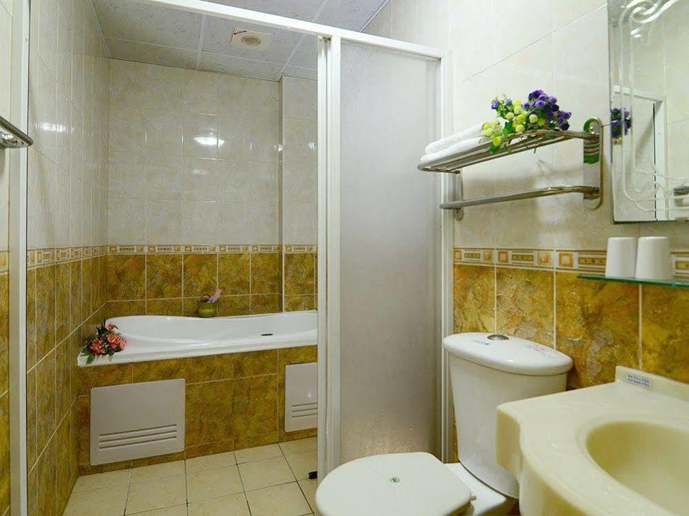 East Of Love Homestay Hualien Extérieur photo